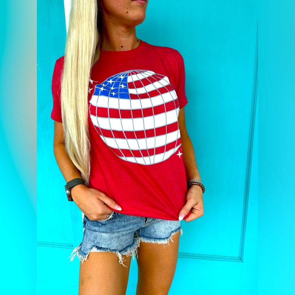 Women’s graphic tee - new from boutique